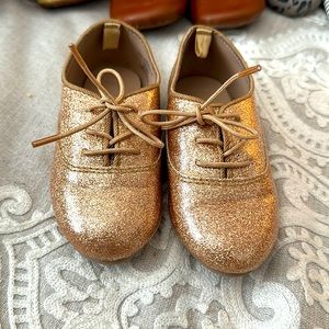 Crazy 8 glitter shoes